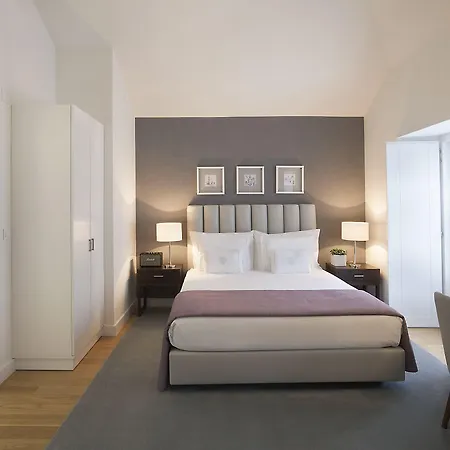 Grape Harbor Prata Lisboa